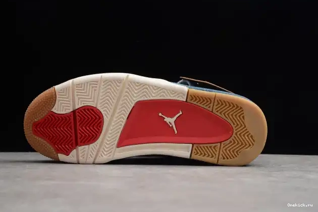 One Kick Nike AO2571-401 Levi's x Air 4 Denim Jordan 0516